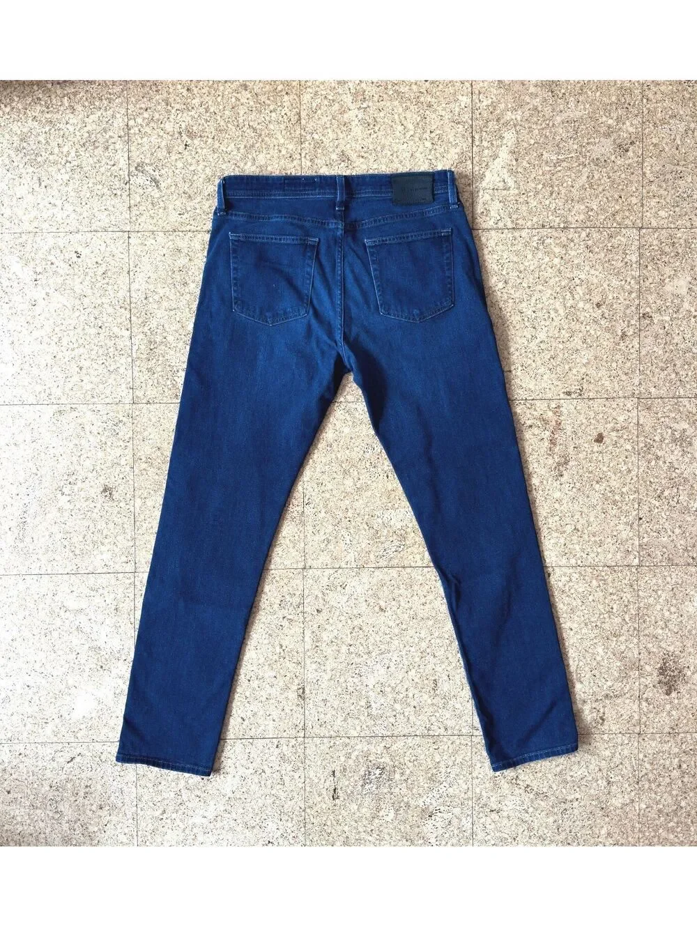AG Tellis Modern Slim Jeans Men's 33x33 Medium Blue Wash Stretch Denim Tapered